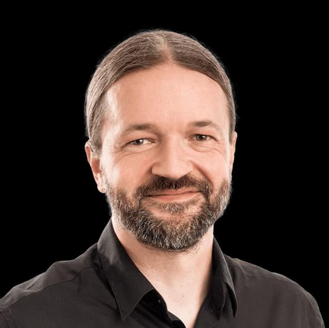 Dr. Kai Kaufmann Dr. Kai Kaufmann